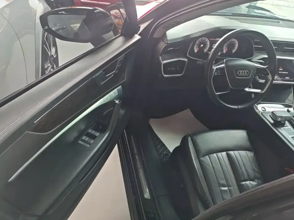 Audi A6 (Import)