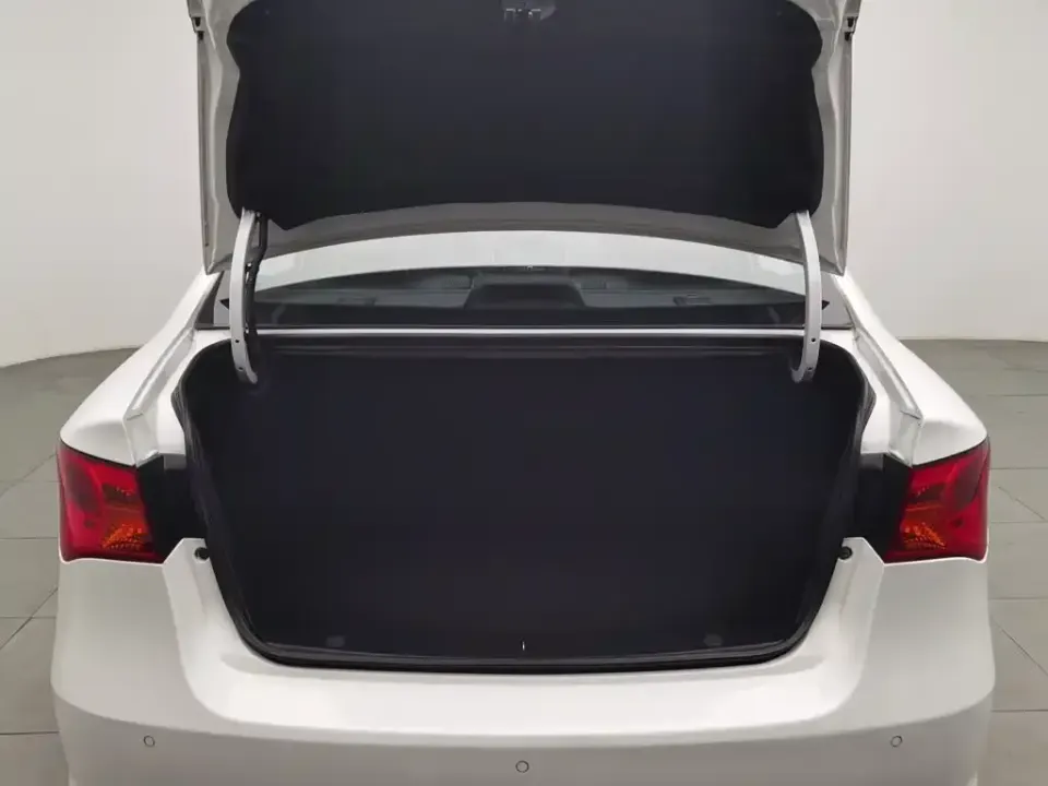 Roewe 350
