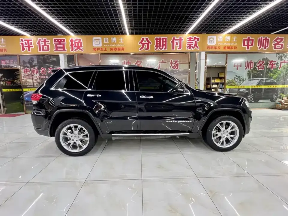 Jeep Grand Cherokee (Import)