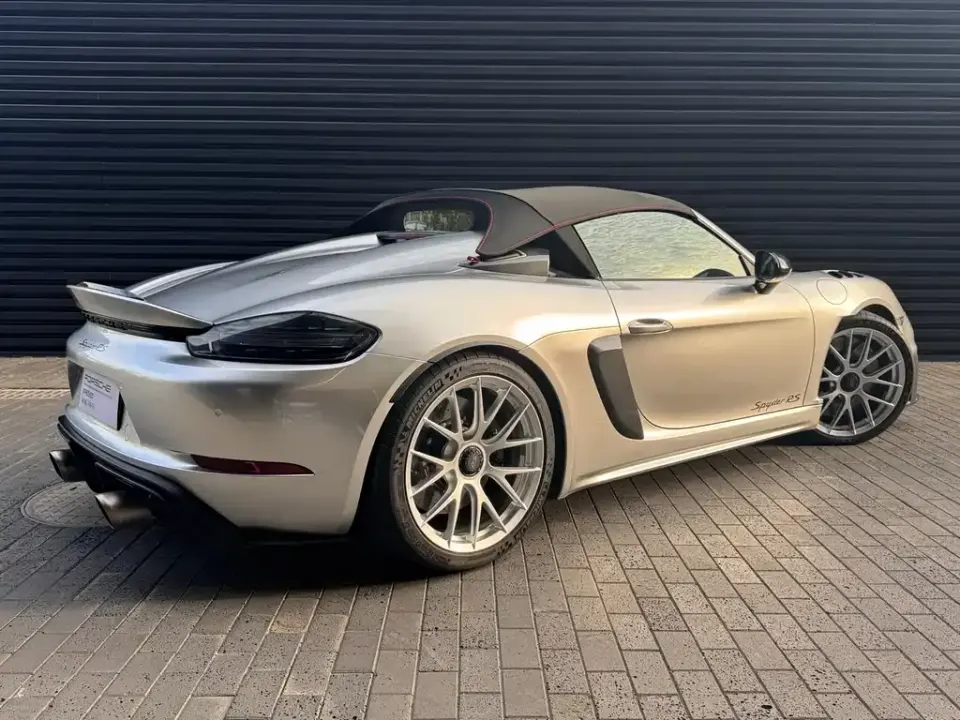 Porsche 718