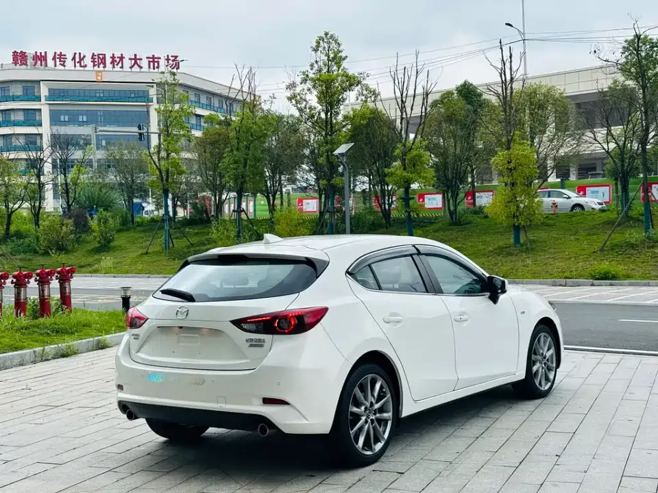 Mazda 3 Axela