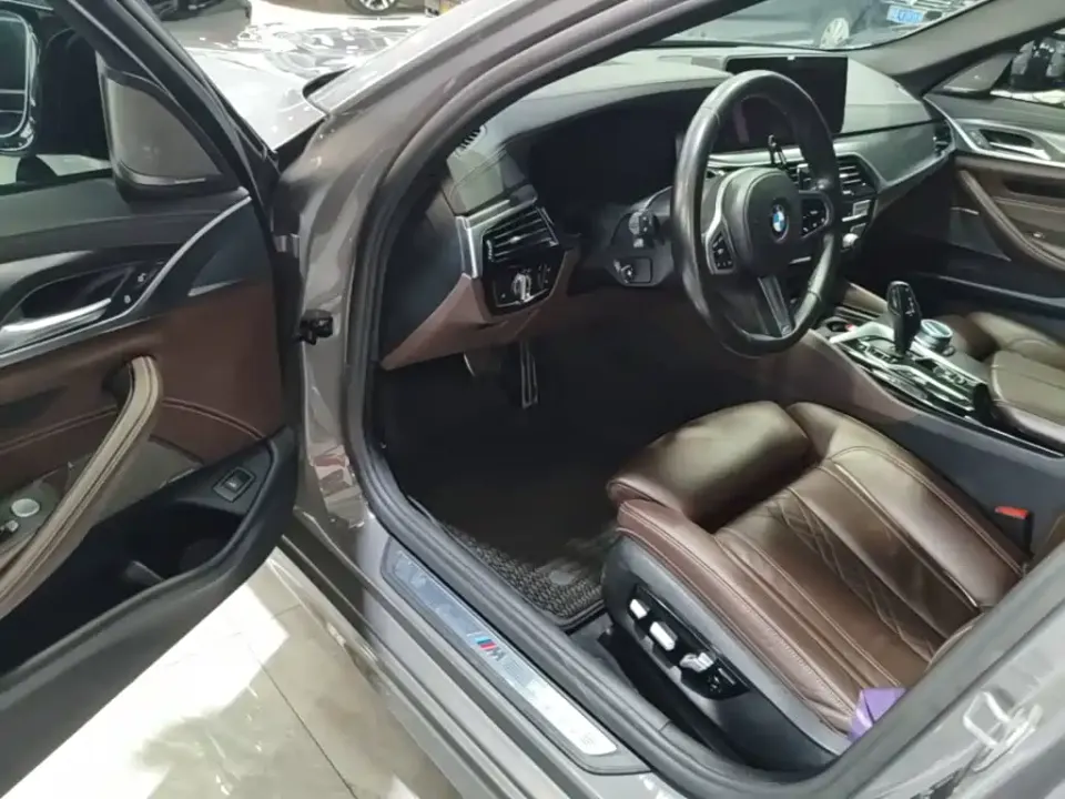 BMW 5 Series (Import)