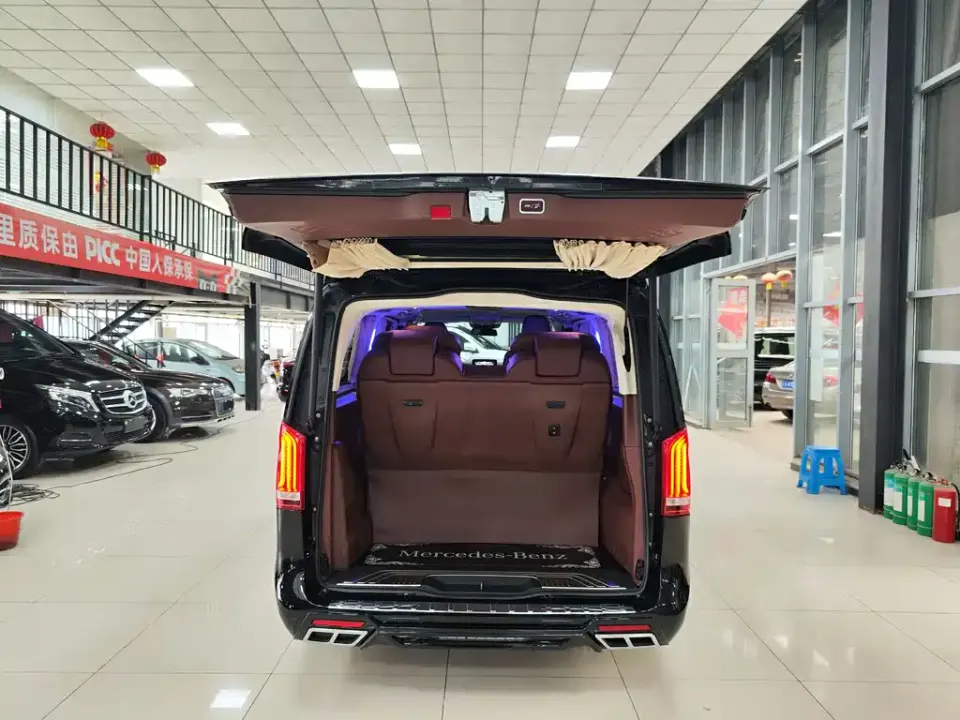 Mercedes-Benz V-Class