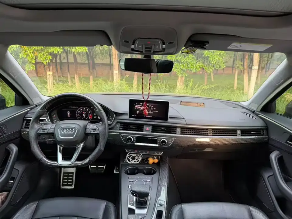 Audi A4 (Import)