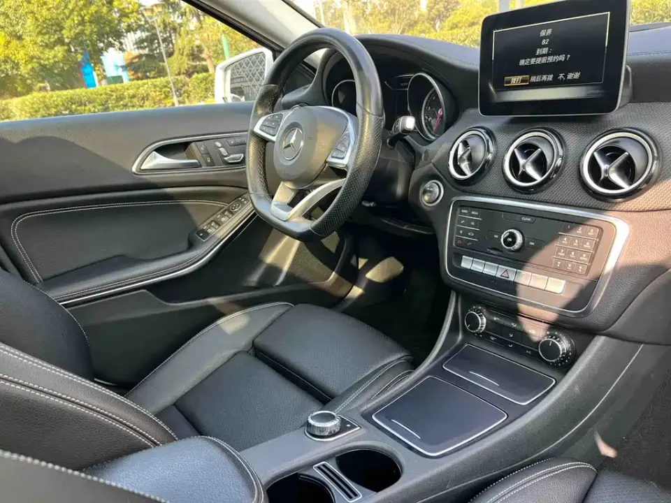 Mercedes-Benz GLA