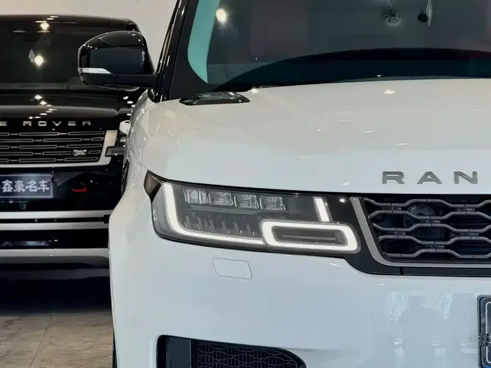 Land Rover Sport