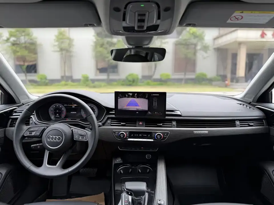 Audi A4 (Import)