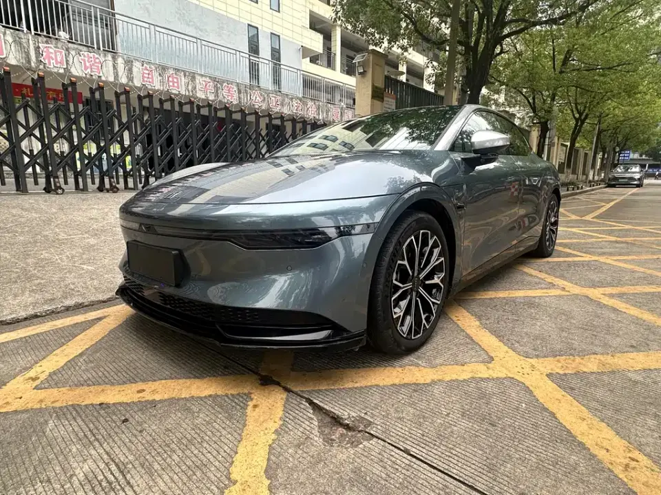 Zeekr 007
