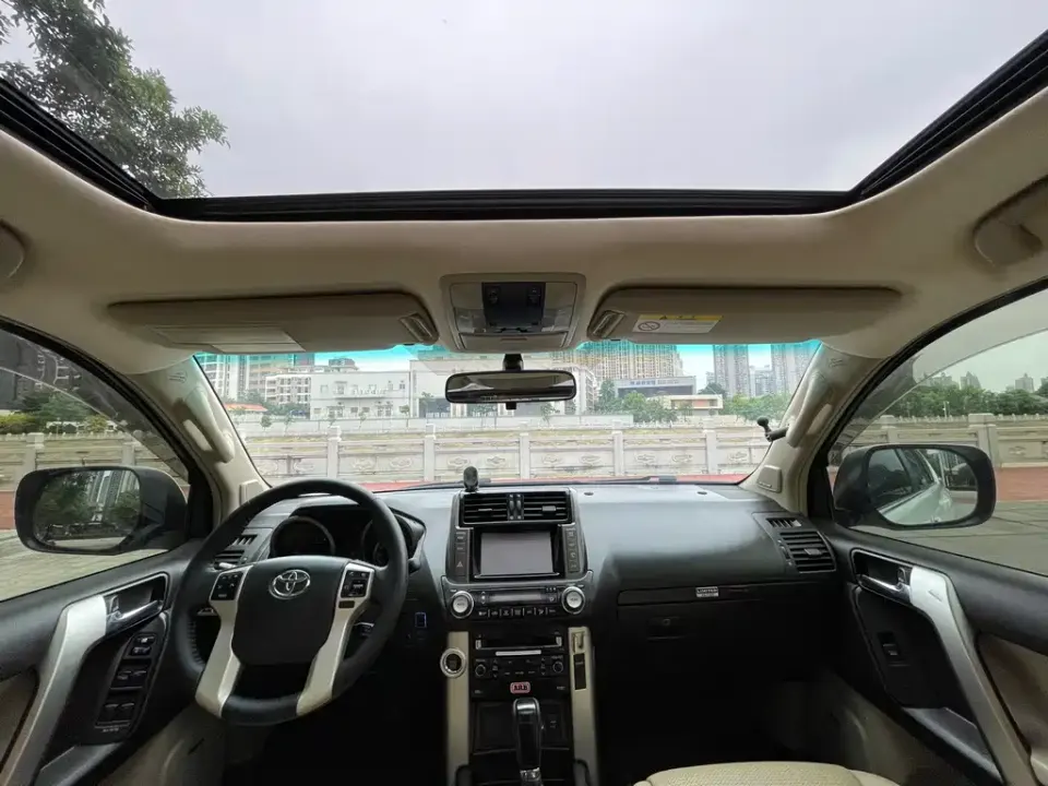 Toyota Prado