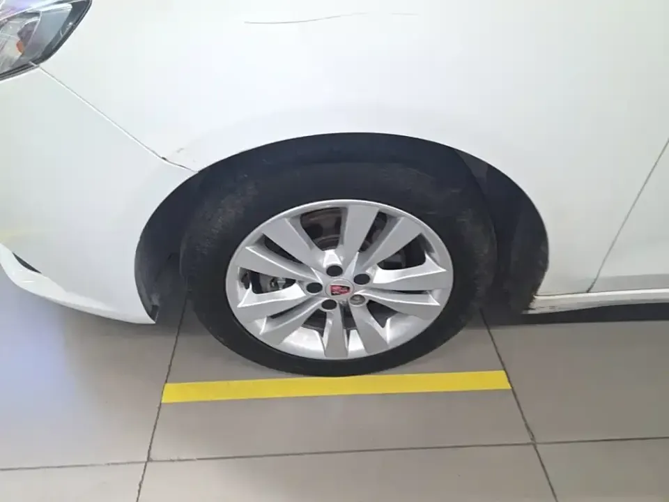 Roewe 360