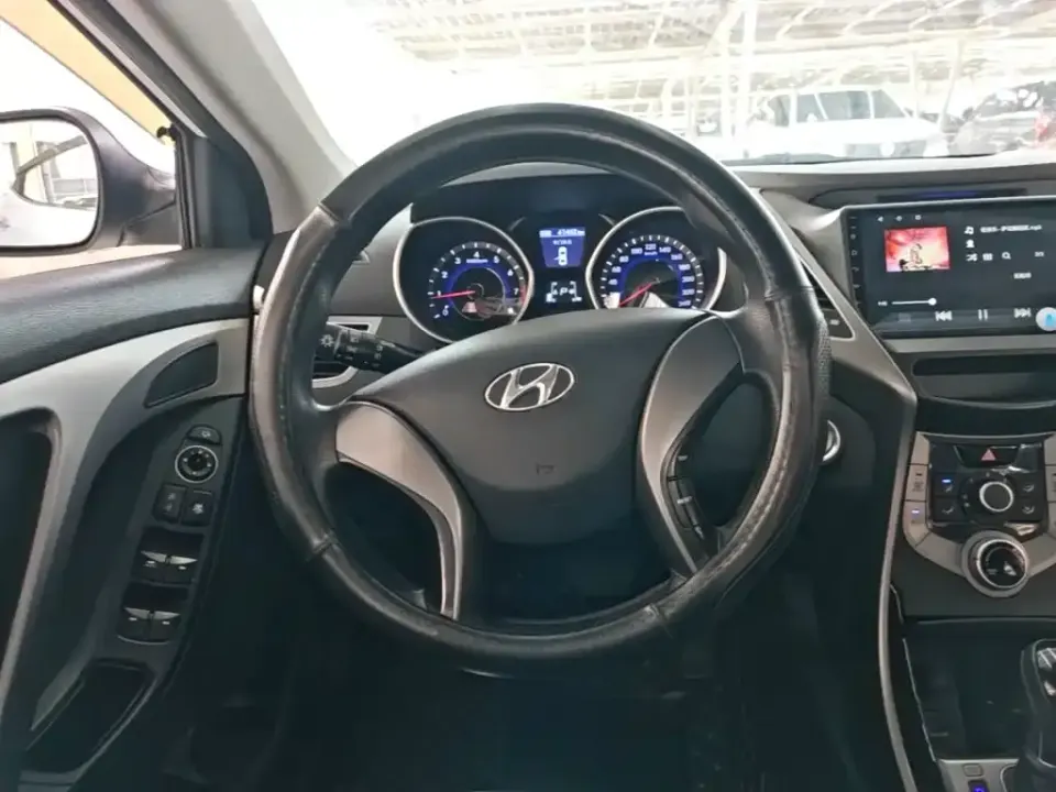 Hyundai Elantra Langdong