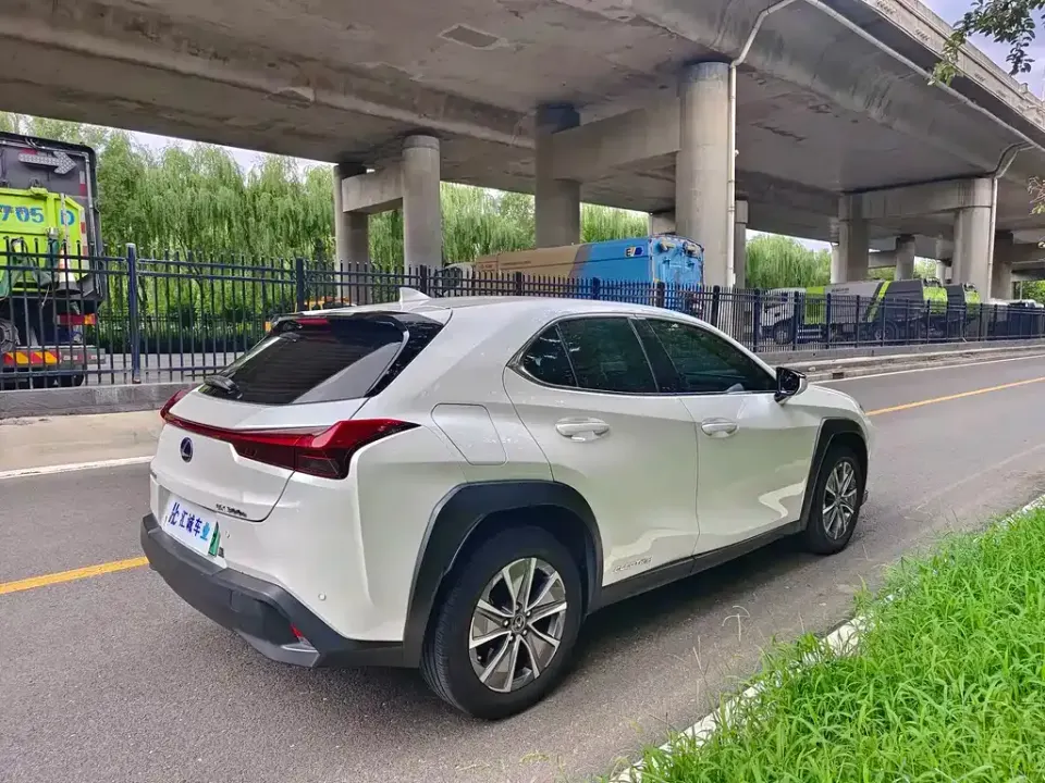 Lexus UX New Energy