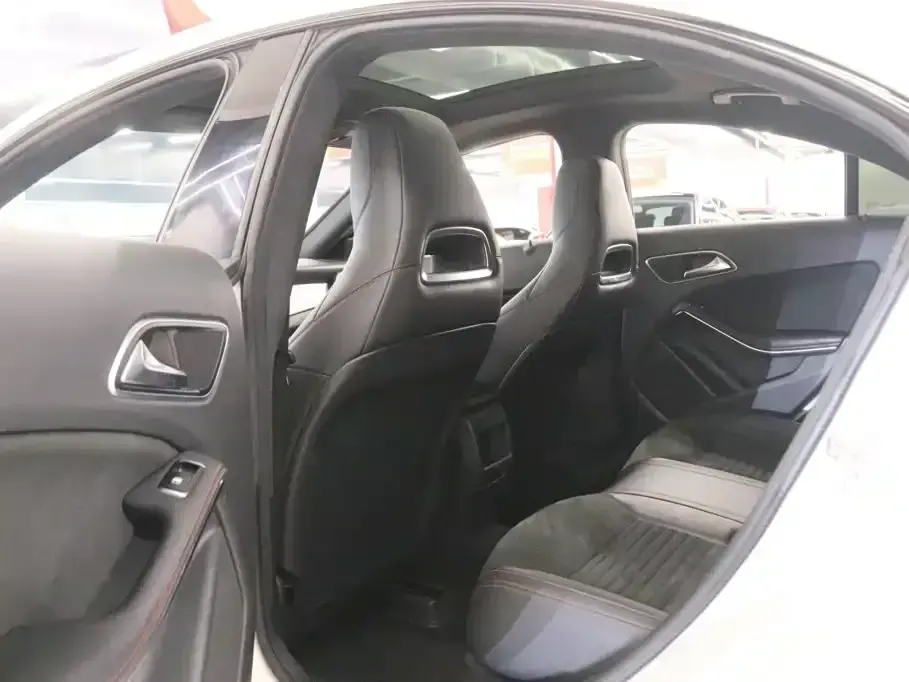 Mercedes-Benz CLA (Import)