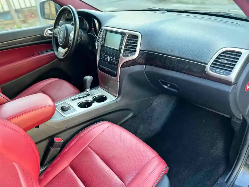 Jeep Grand Cherokee (Import)