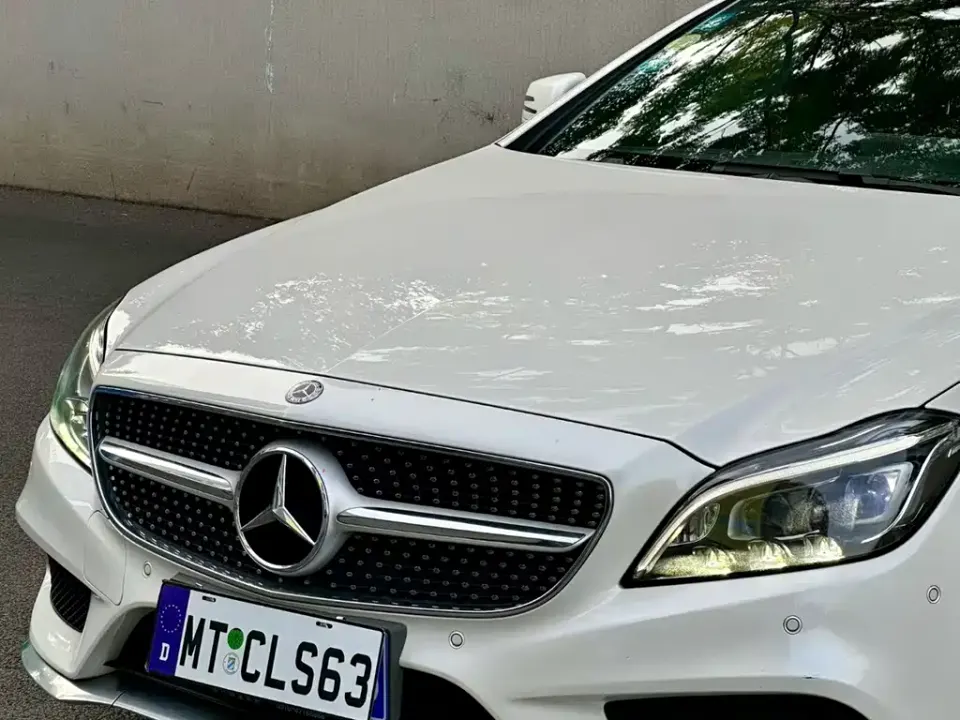Mercedes-Benz CLS