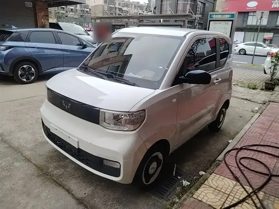 Wuling MINIEV