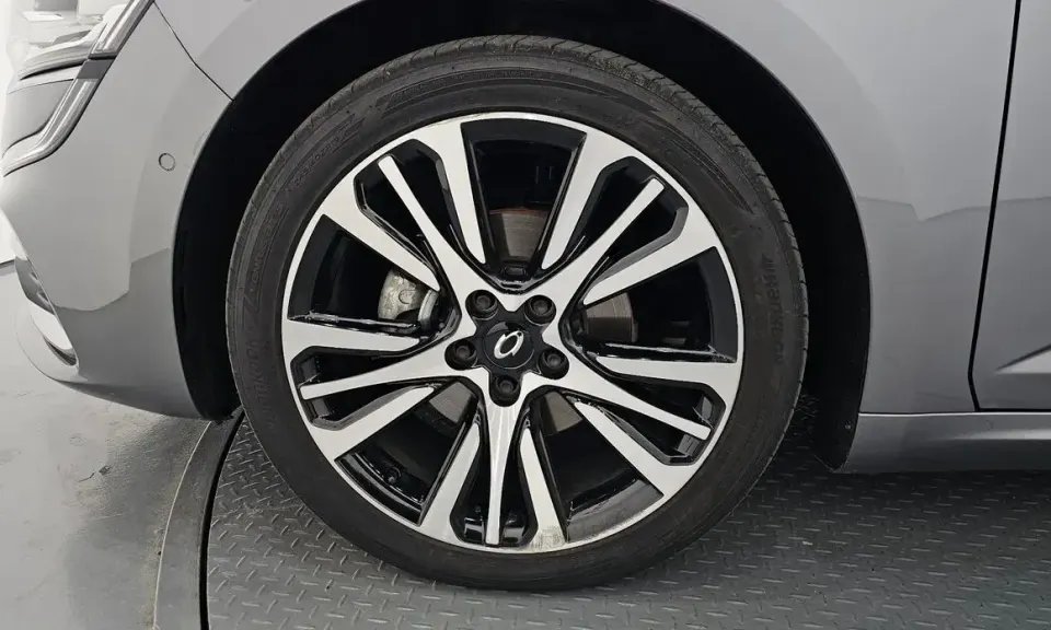 Renault Samsung SM6