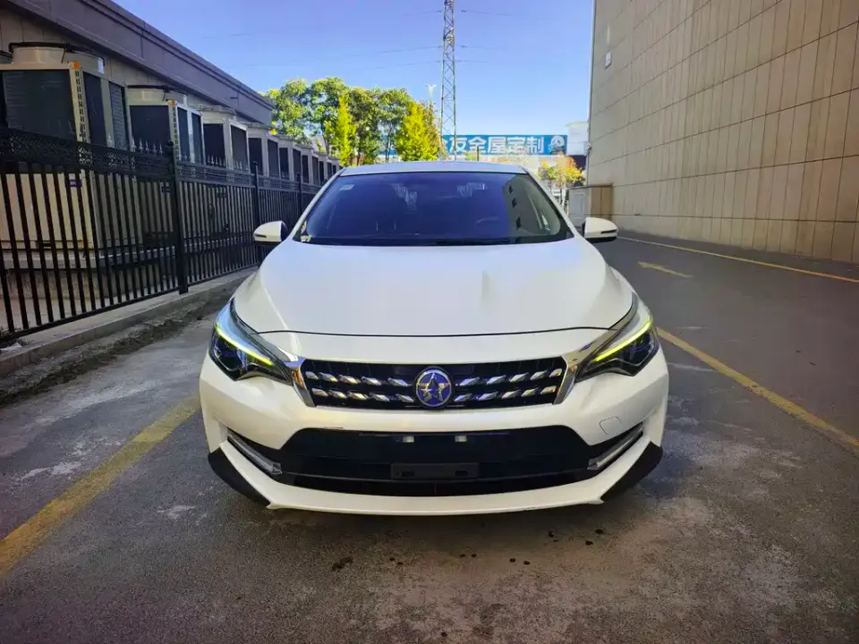 Venucia D60