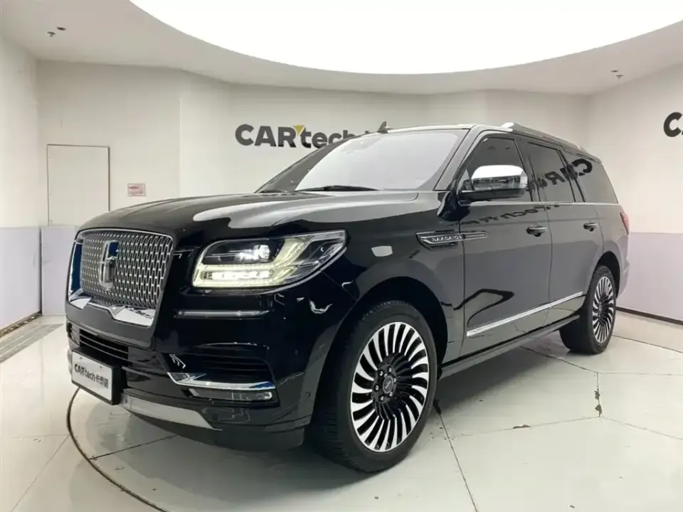 Lincoln Navigator