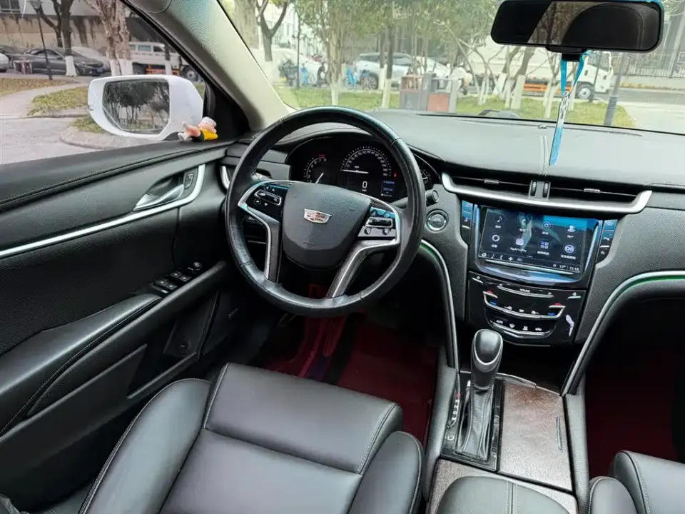 Cadillac XTS