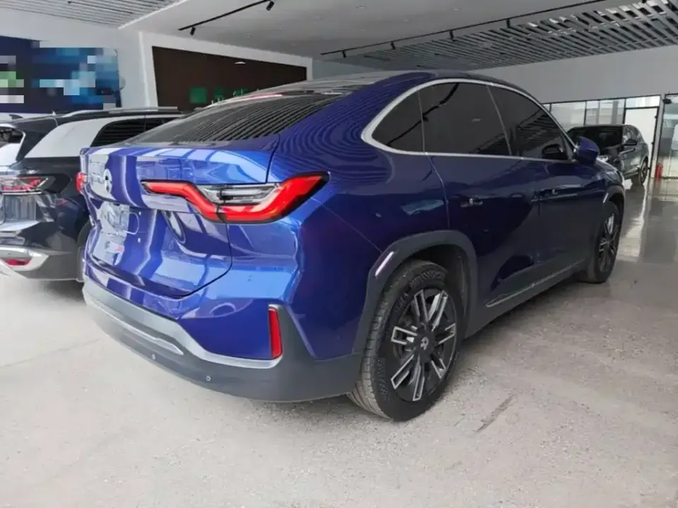 Nio EC6