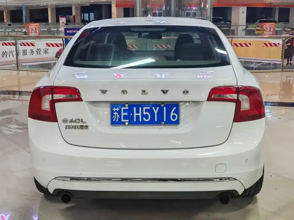 Volvo S60