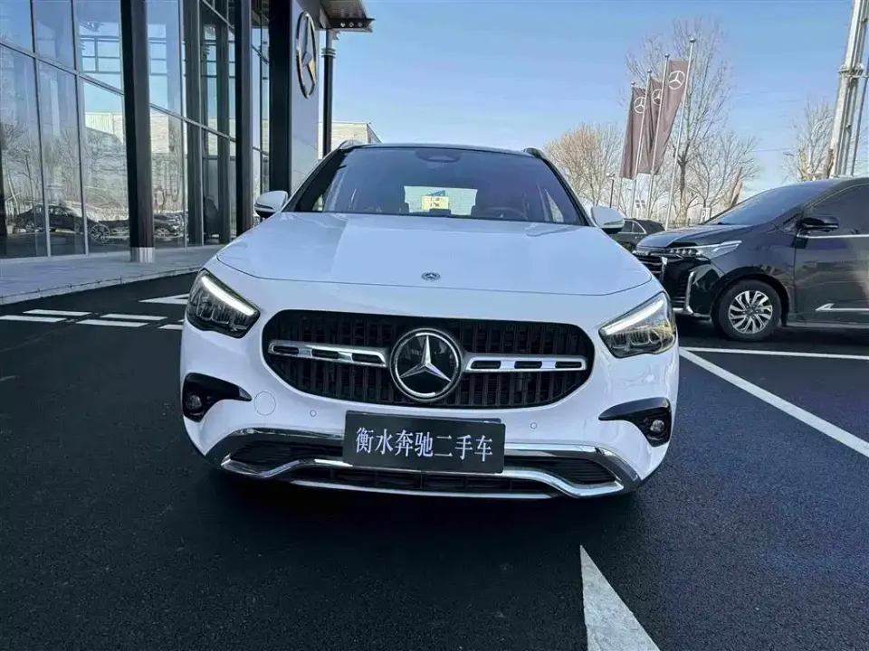 Mercedes-Benz GLA