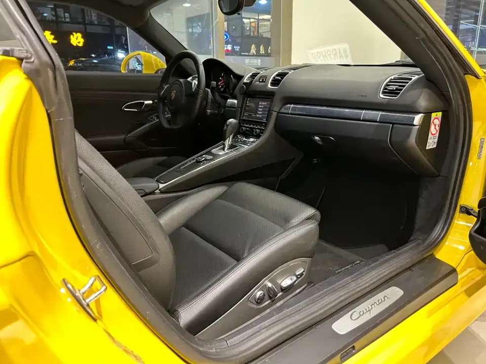 Porsche Cayman