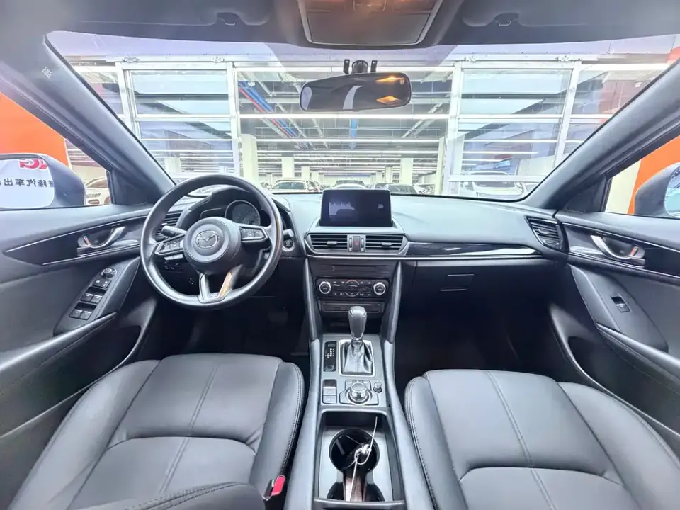 Mazda CX-4
