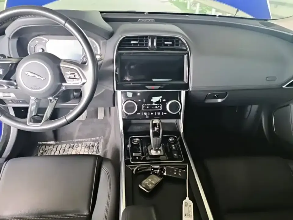 Jaguar XEL