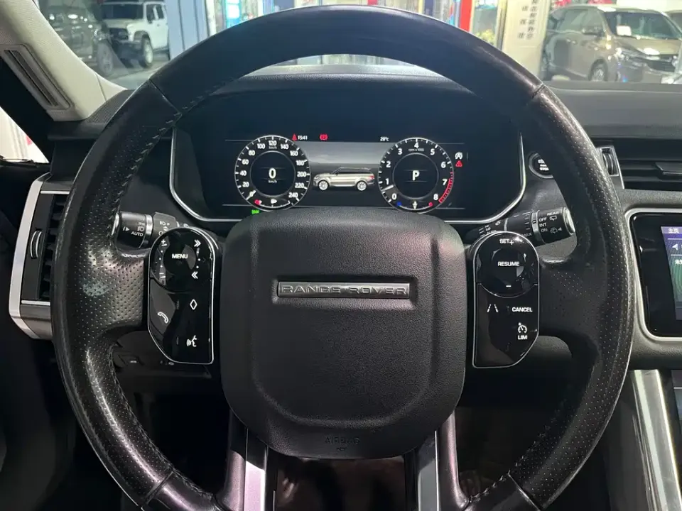 Land Rover Sport