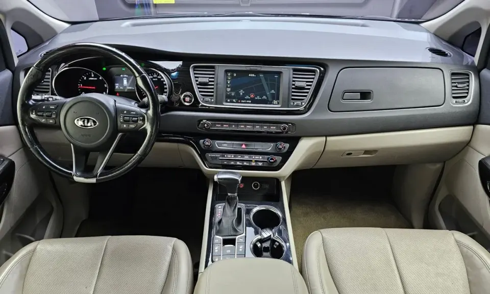 Kia Canival