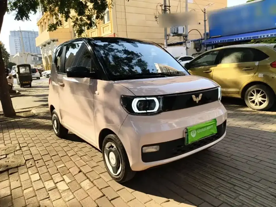 Wuling MINIEV