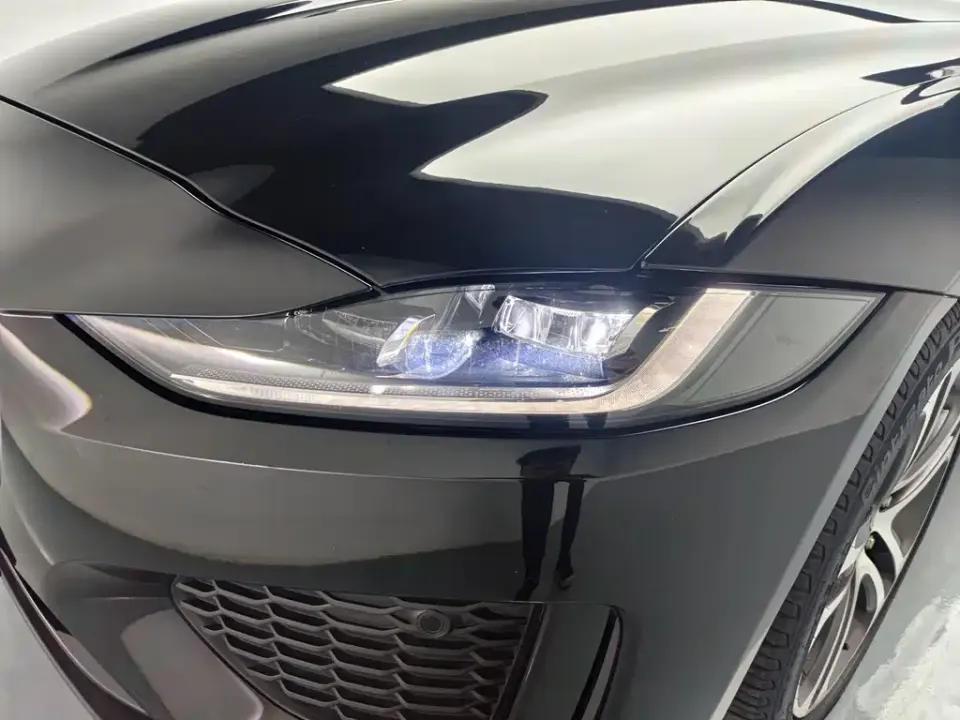 Jaguar XEL