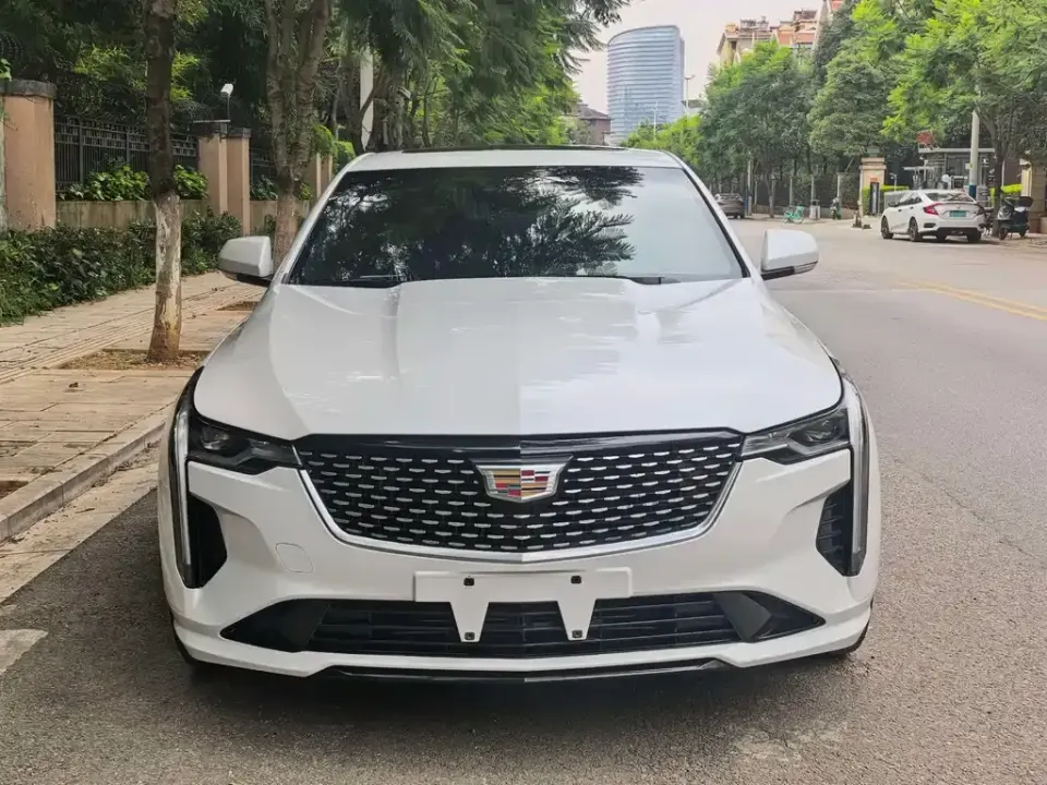 Cadillac CT4