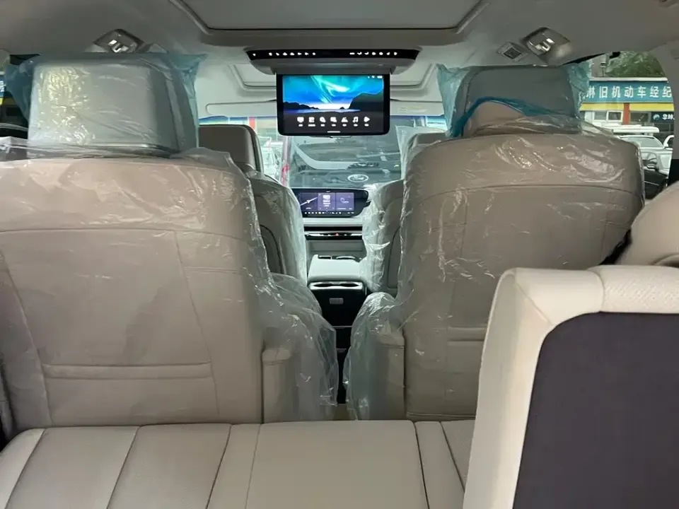 Buick GL8 Hybrid