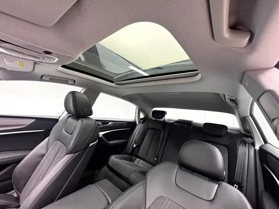 Audi A7L