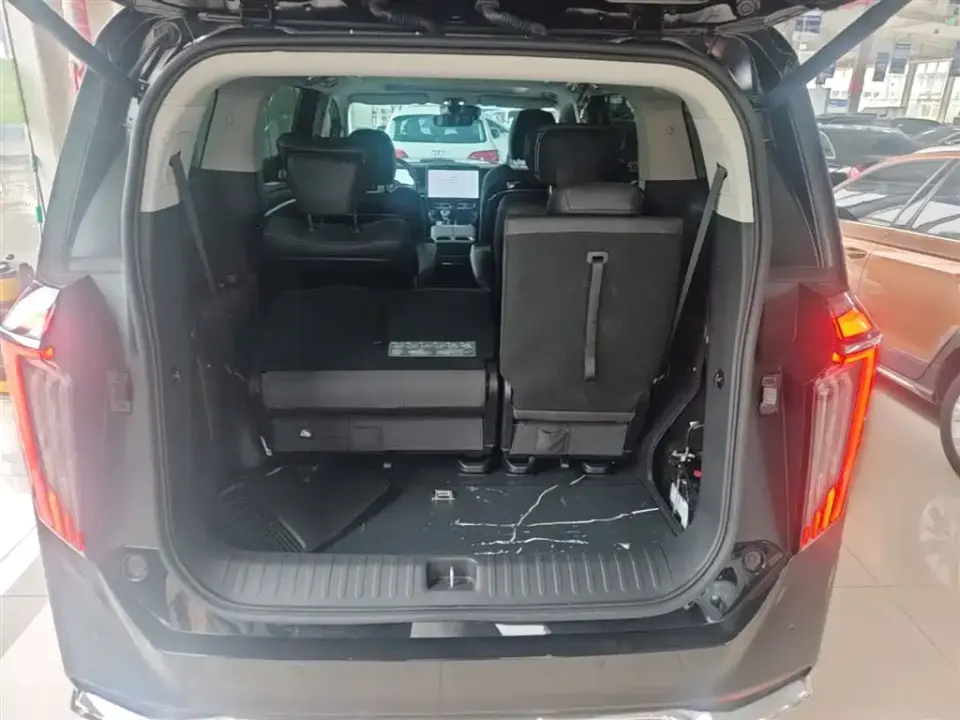GAC Trumpchi M8