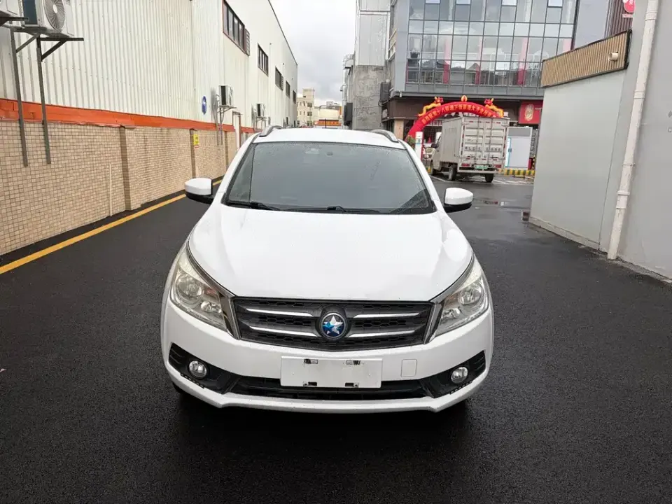 Venucia T70