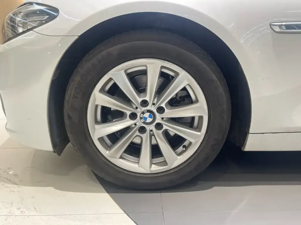 BMW 5 Series (Import)