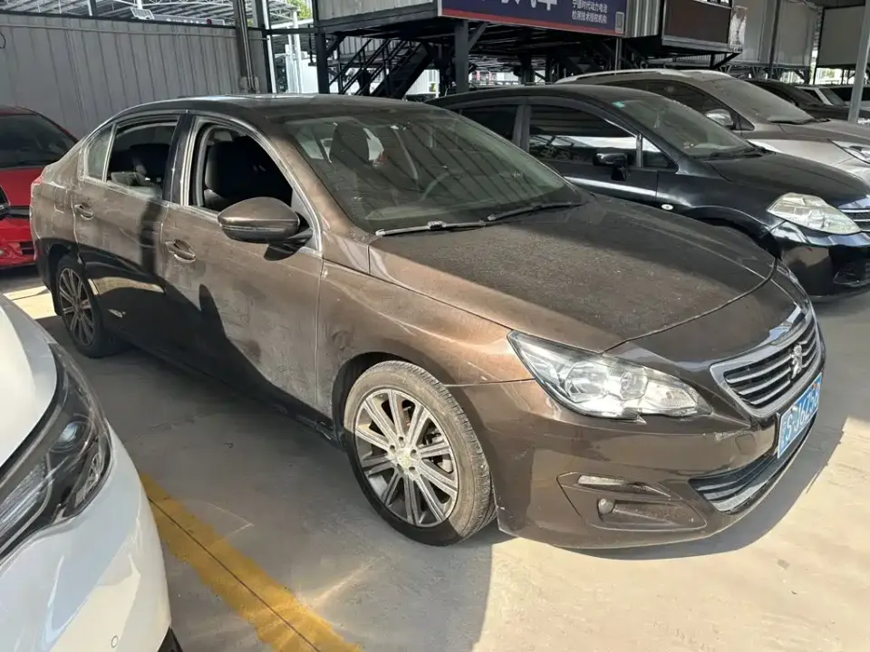 Peugeot 408