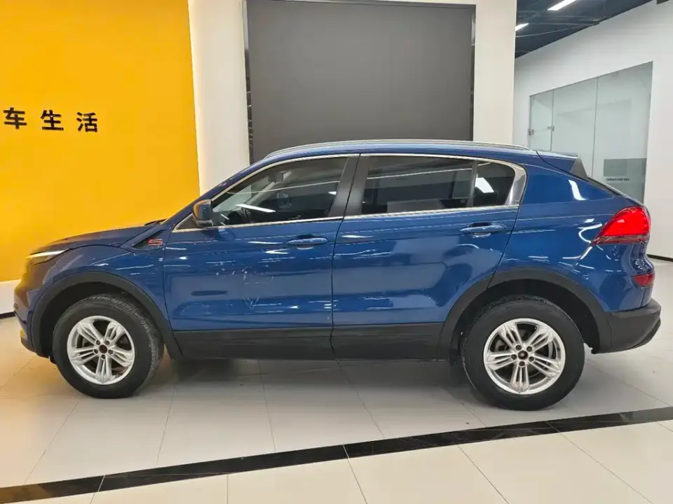 Qoros Qoros 5