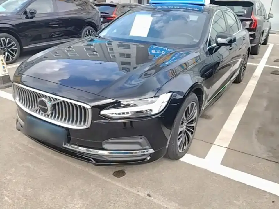 Volvo S90