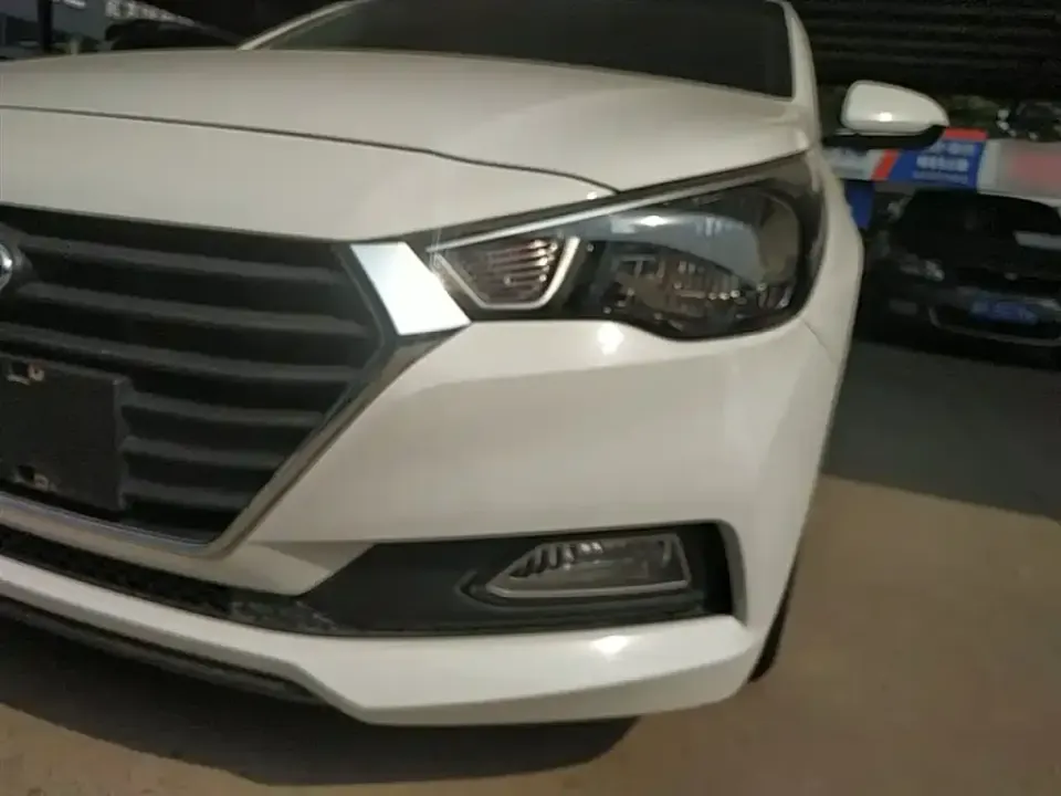 Hyundai Verna