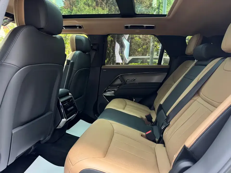 Land Rover Sport