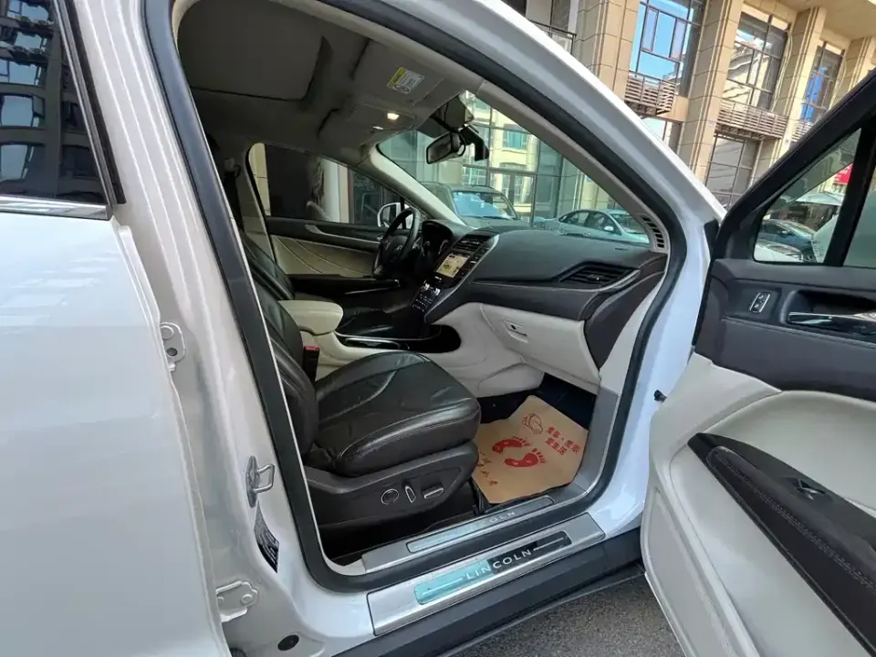 Lincoln MKC
