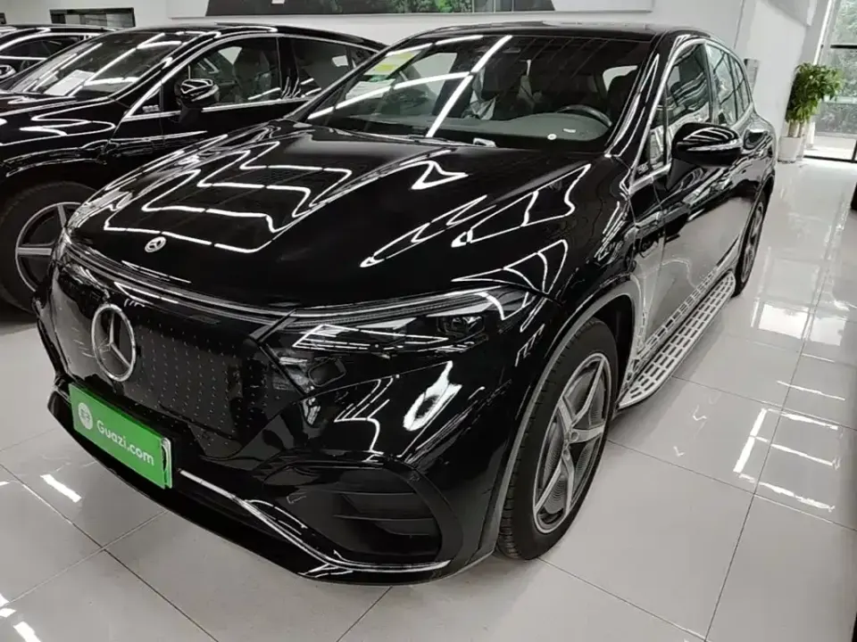 Mercedes-Benz EQS SUV