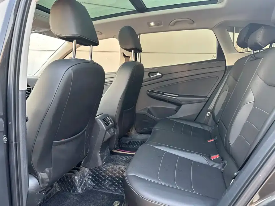 Jetta VS7