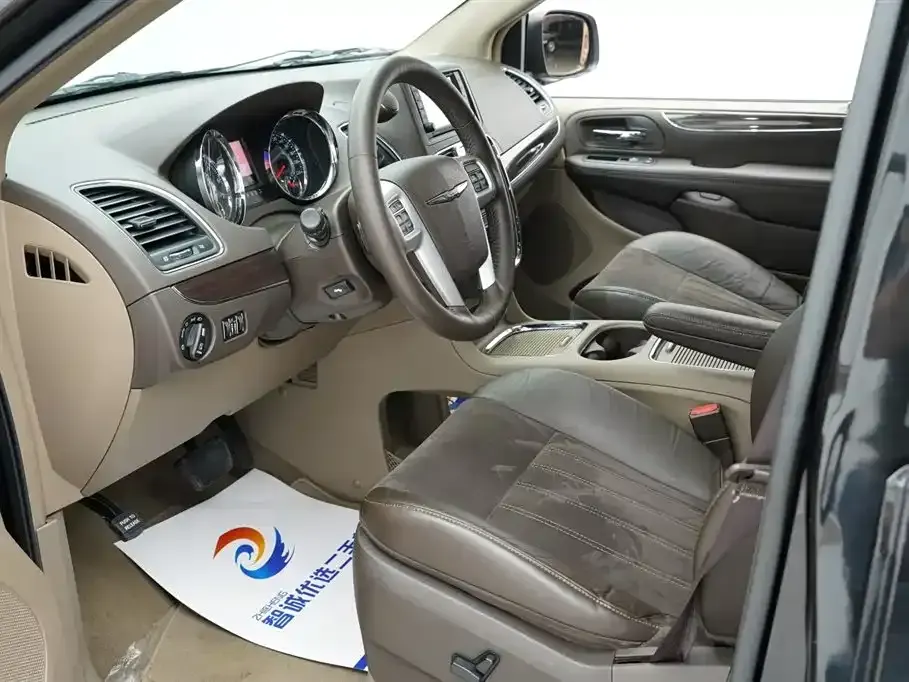 Chrysler Grand Voyager (Import)
