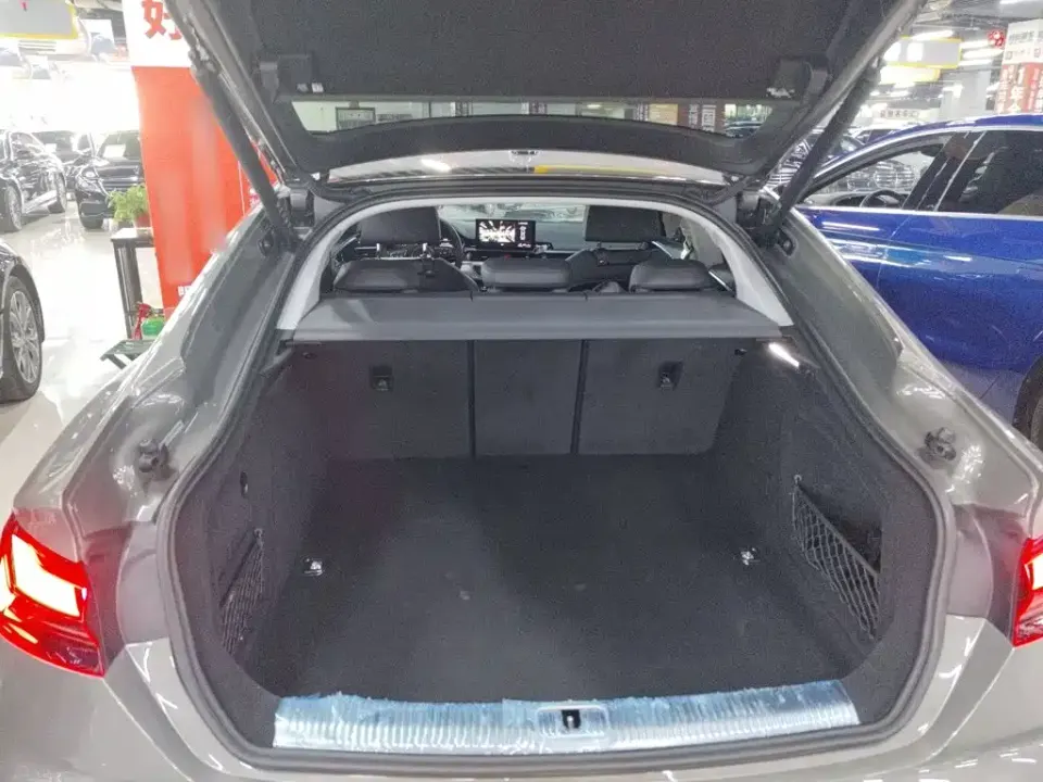 Audi A5 (Import)